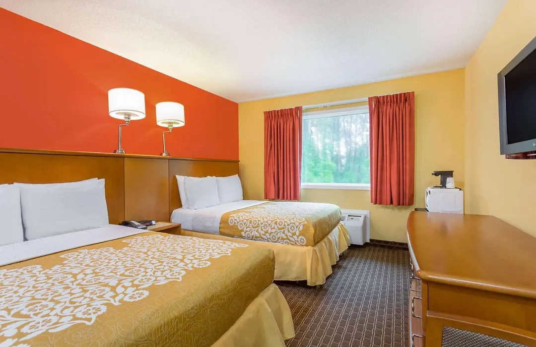 Days Inn By Wyndham Chincoteague Island-1