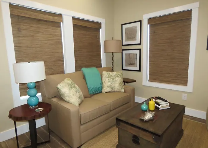 Cabin: Key West Cottages