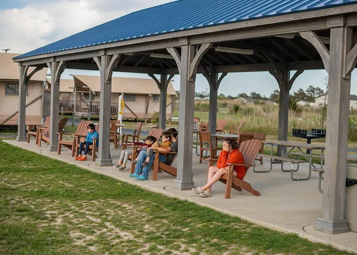Bay Rv Resort & Cottages