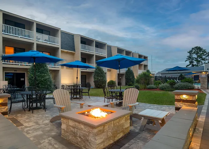 Spark By Hilton Island